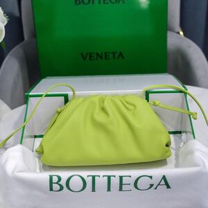 BOTTEGA VENETA ボッテガ・ヴェネタ バッグ BBTGA0027