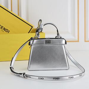 Fendi by Marc Jacobs マークジェイコブス バッグ BMJC0049