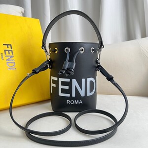 FENDI フェンディ バック N級品 BFED0141