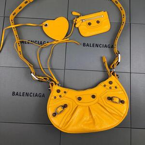 BALENCIAGA バレンシアガ バッグ BBLCG0030 (小)