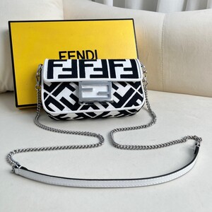 FENDI フェンディ バック N級品 BFED0129