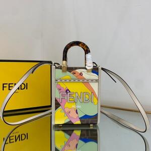 FENDI フェンディ バック N級品 BFED0008