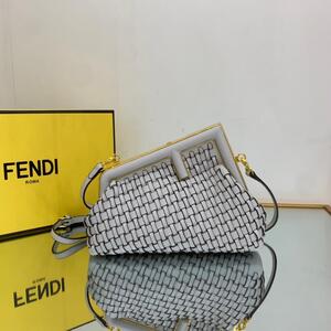 FENDI フェンディ バック N級品 BFED0025