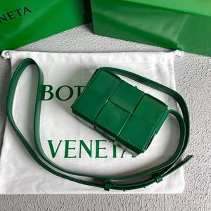 BOTTEGA VENETA ボッテガ ヴェネタ 財布 BTG0006