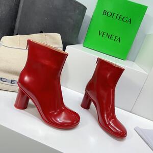 Bottega veneta ボッテガヴェネタ アングルブーツ 女 SBTG0050